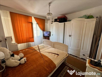 Apartament 3 camere decomandat zona Judetean, Brasov