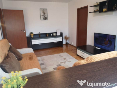 Apartament 3 camere renovat, mobilat etajul 1 Astra, Brasov