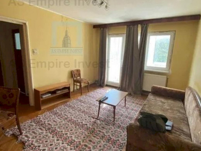 Apartament 3 camere - zona Centrul Civic