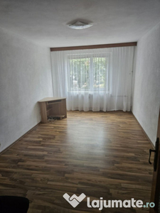 Apartament 3 camere-zona Gorjului