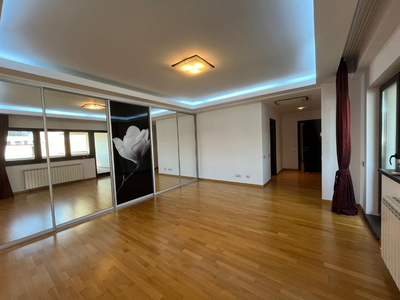 Apartament 4 cam -4 bai -240 mp -bloc nou