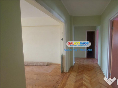 Apartament 4 camere, 2 bai, 2 balcoane, 96.53 mp.,Ultracentr