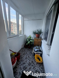 Apartament 4 camere - bloc 1986- 2 balcoane