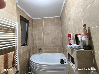 Apartament 3 camere în zona MC DONALDS