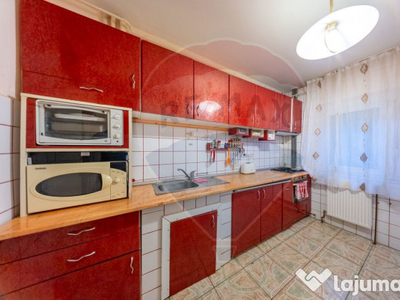 Apartament 2 camere, zona Confectii. Centrala gaz. Comisi...