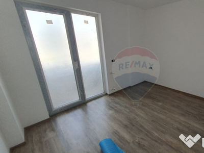 Apartament cu 3 camere SUD