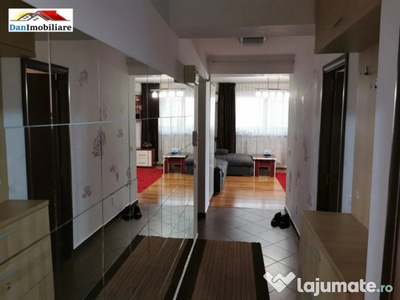 Apartament cu 3 camere, Trapezului