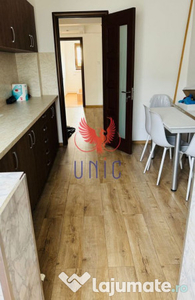 Apartament cu 3 camere zona 1 Mai-Insula!