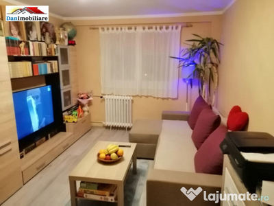 Apartament cu 4 camere, Piața Victoriei-Titulescu