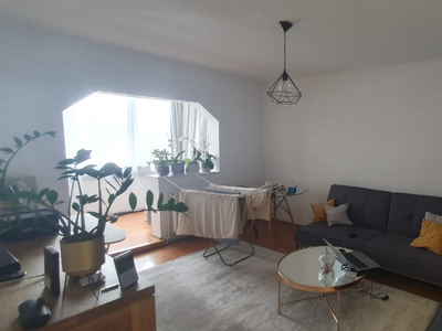 Apartament de 2 camere zona BARTOLOMEU