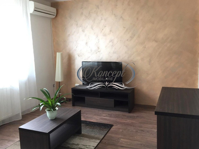 Apartament in zona UMF