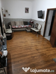 Apartament Semidecomandat 3 camere Timpuri Noi