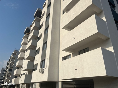 Apartament cu 2 camere, localizat în zona de sus a oraşului.