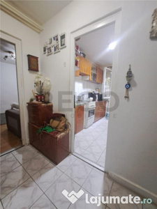 RECO Apartament cu 3 camere de