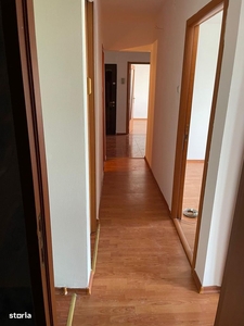 Vând apartament 3 camere Rahova