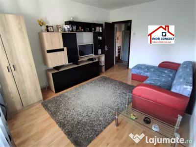 Apartament 2 camere decomandat, zona cora cod ag ce147