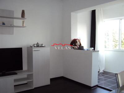 Apartament 2 camere, et. 4, renovat si mobilat,Oras Marasesti