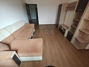 Apartament 2 camere decomandat, zona BMW, Floresti