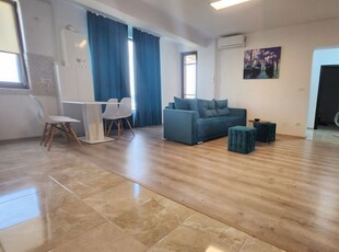 Apartament 2 camere - prima inchiriere - loc de parcare inclus - 380 Euro