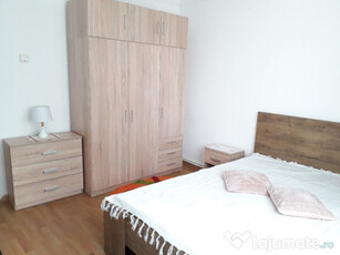 Apartament 2 camere zona Port