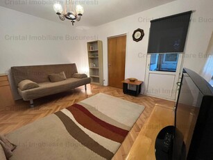 Apartament 3 camere, 575 EUR, zona Titan