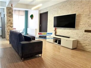 Apartament 3 camere complet renovat Decebal adiacent