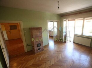 Apartament 3 camere decomandat etajul 1 Centrul Civic