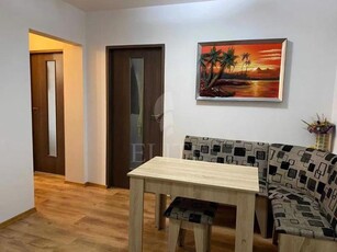 Apartament 3 camere in zona PROFI