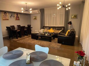 Apartament 4 camere, zona Parcul Rozelor