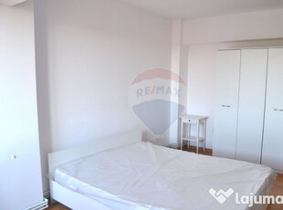 Apartament cu 2 camere de închiriat, zonă ultracentrală