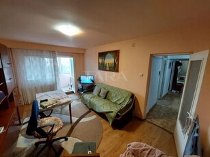 Apartament cu 3 camere decomandat in Manastur.