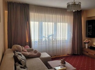 Apartament cu 3 camere decomandat, Manastur zona Peny.