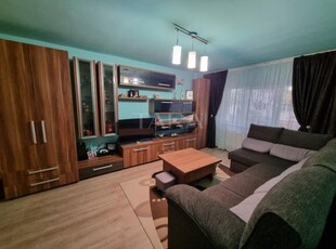 Apartament cu 3 camere in cartierul Intre Lacuri