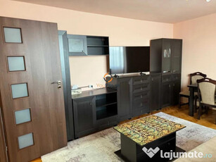 Apartament cu 3 camere in zona centrala