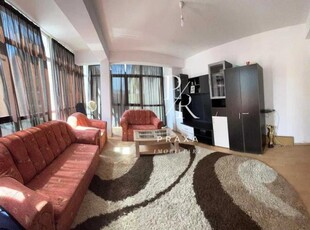 Apartament de 3 camere, 72 mp, etaj intermediar, Eroilor