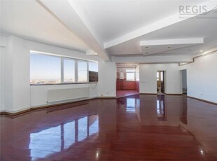 Apartament de doua camere , zona Centrul Civic