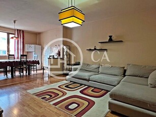 Apartament de vanzare cu 3 camere in Cartierul Soarelui, Oradea