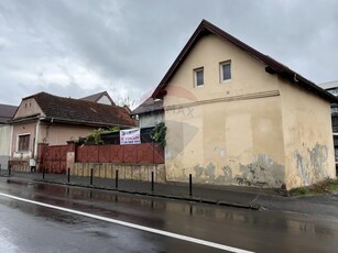 Casa / Vila cu 7 camere de vanzare in zona Brasovul Vechi