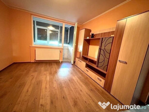 De vanzare 3 camere , renovat , 59000 euro