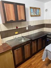 Închiriez apartament Vatra Dornei