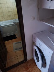 Închiriez Apartament zona Mc Donald Bacău