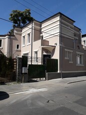 Inchiriez casa 5 camere in zona Obor- Foisorul de Foc