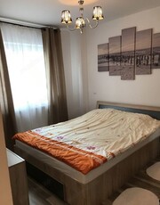 Oferim apartament 3 camere decomandat zona Tei