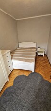 Persoana fizică inchiriez apt 2 camere in girocului, etaj 2