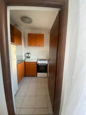 Proprietar inchiriez apartament 2 camere,zona sagului!