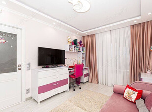 Se inchiriaza apartament cu 3 camere de lux in Donath Park