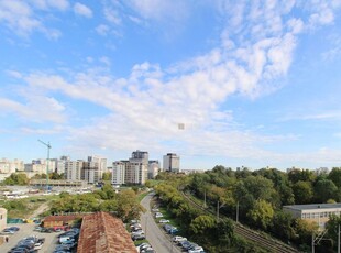 Ultracentral; 2 dormitoare + sufragerie si balcon spatios