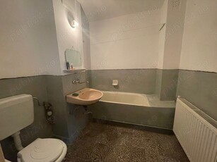 Vand sau dau in chirie apartament