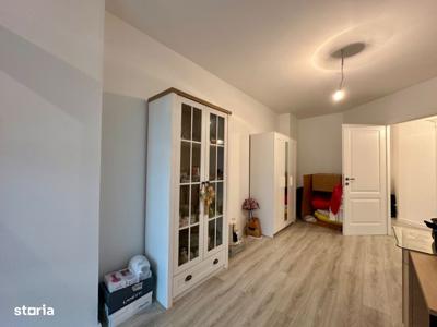 Închiriez apartament 2 camere decomandate 54 mp