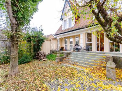 Casa 6 camere, arhitectura deosebita, Parcul Sub Arini